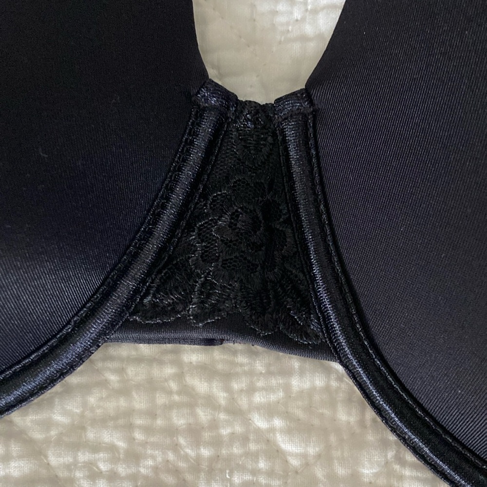 Vanity Fair Lightly Lines Full Coverage Underwire… - image 2